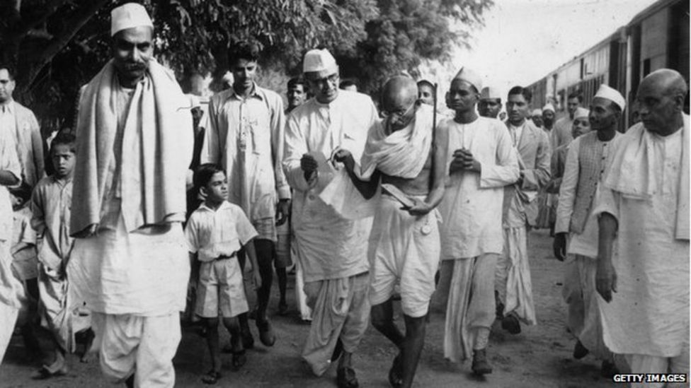 Mahatma Gandhi memorial to be unveiled in Parliament Square - BBC News