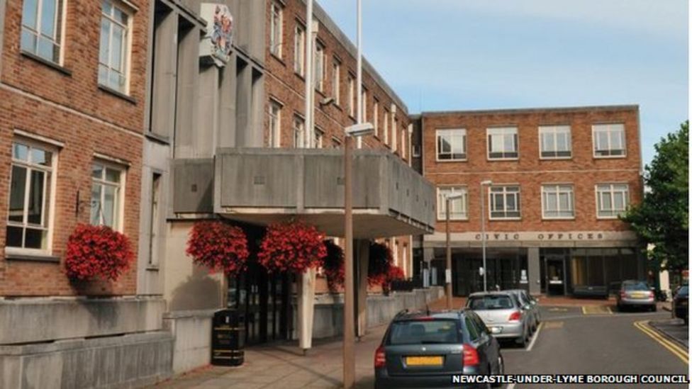 labour-loses-majority-on-newcastle-under-lyme-borough-council-bbc-news