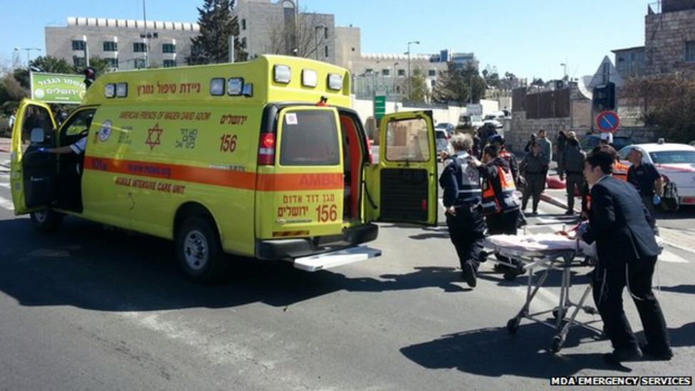 Jerusalem Israeli police hit in Palestinian car attack BBC News