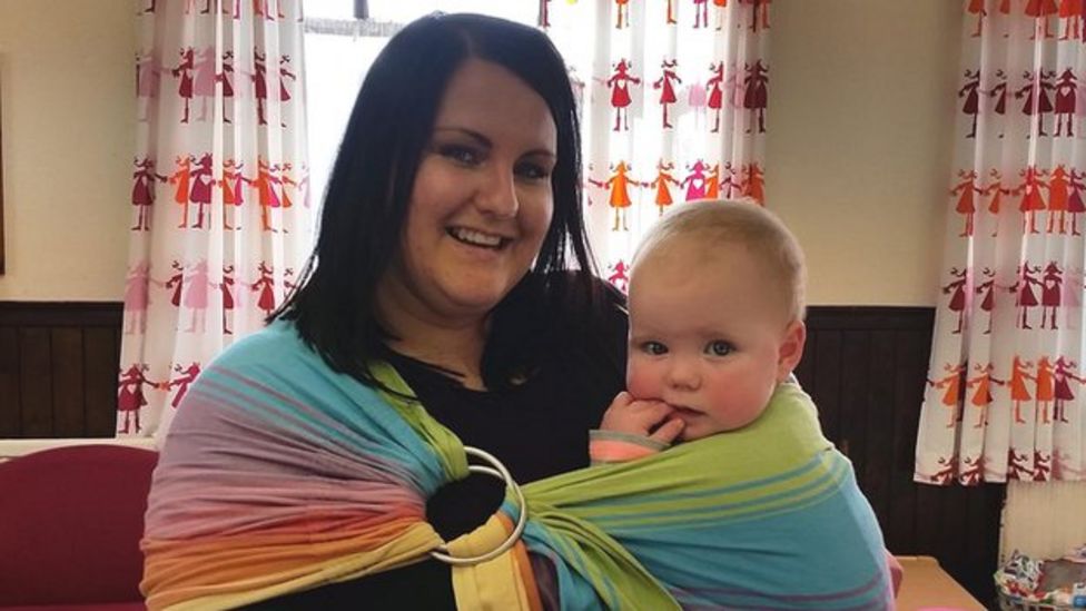 It's a sling thing More new parents use baby carriers BBC News