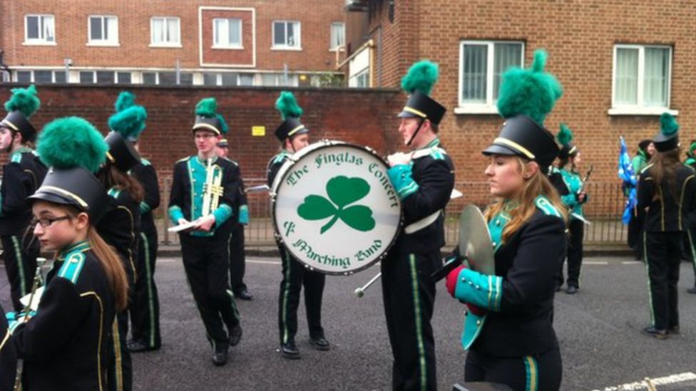 Birmingham holds St Patrick's Day parade BBC News