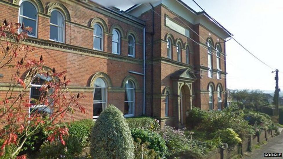 Police probe deaths at Holmdale House Care Home, Ryde BBC News