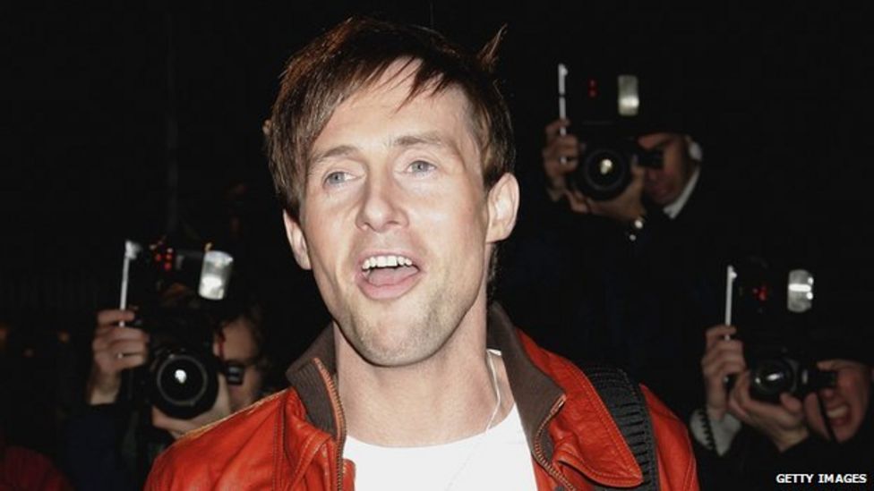 ExSteps singer Ian 'H' Watkins launches career as artist BBC News