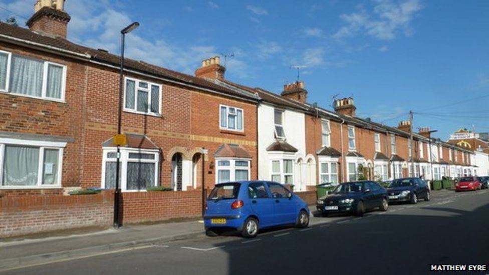 Picture imperfect Are these Britain's dullest photos? BBC News