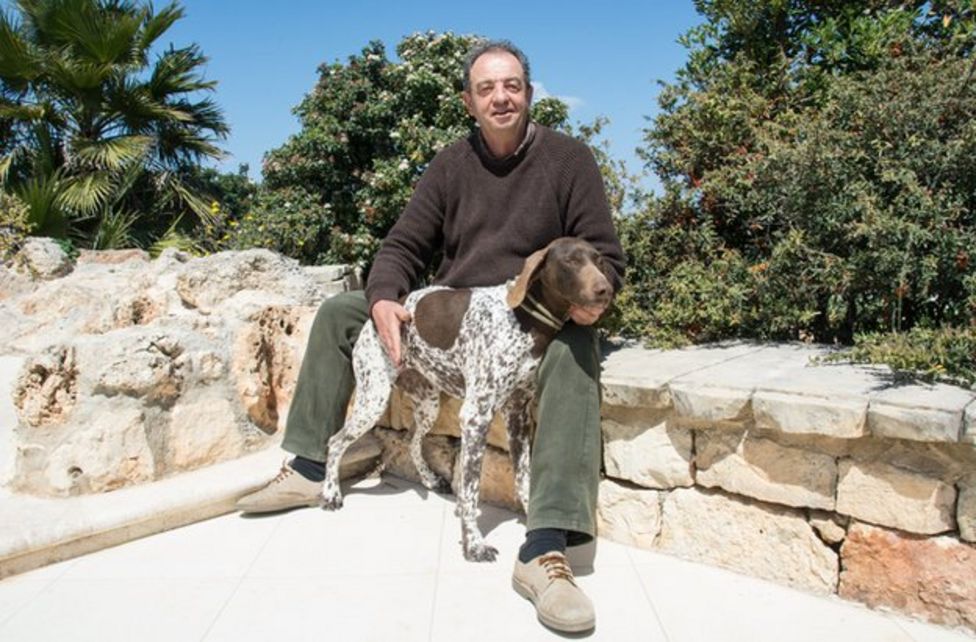 Malta bird hunting vote Tradition and conservation clash BBC News