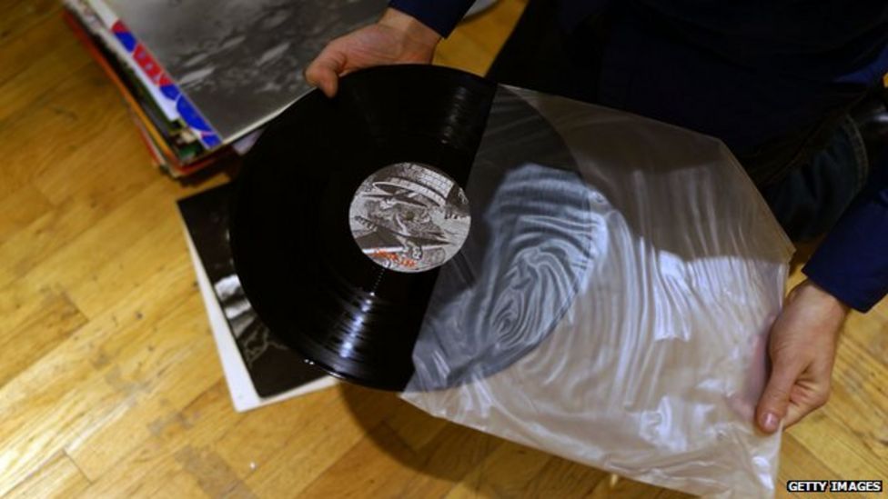 UK's first official vinyl chart launched as sales rise BBC News