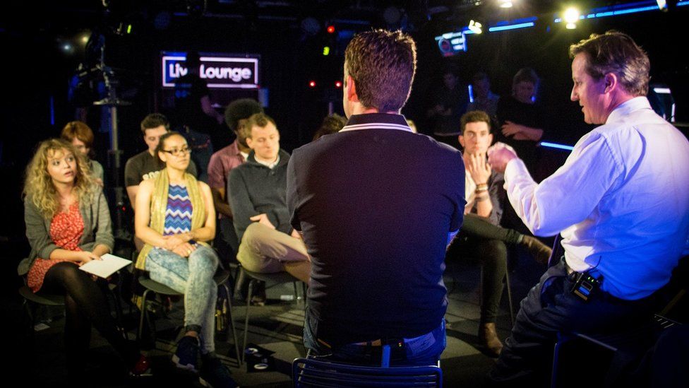 Chris Smith and David Cameron facing the Live Lounge audience