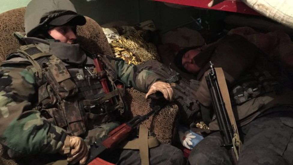 Ukraine troops shelled by pro-Russian rebels near Mariupol - BBC News