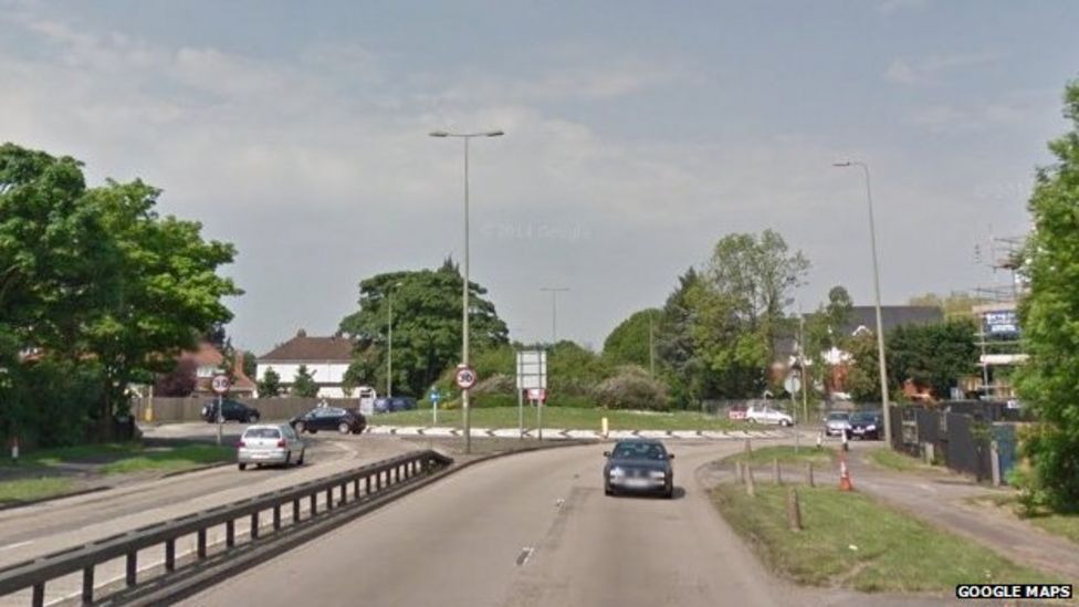 Oxford car crash kills pedestrian BBC News