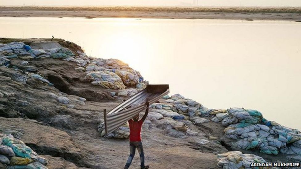 In pictures India river erosion BBC News