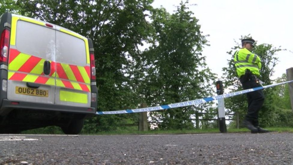 Triple murder suspect Jed Allen found dead in Oxford woodland BBC News