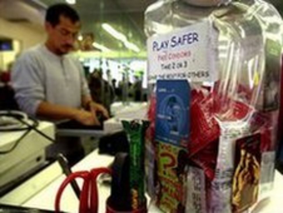 With figures on the rise how can syphilis affect you? BBC News