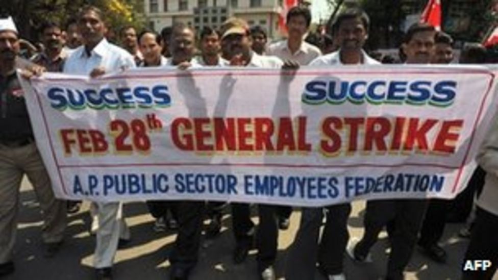 Mixed Response To India Workers Strike Bbc News 3096