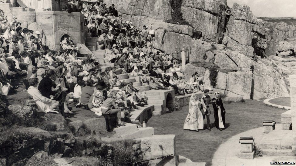 In Pictures Rowena Cade's Minack theatre BBC News