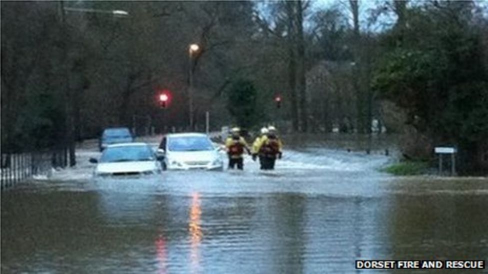 UK storm: Damage disrupts travel as more severe weather hits - BBC News