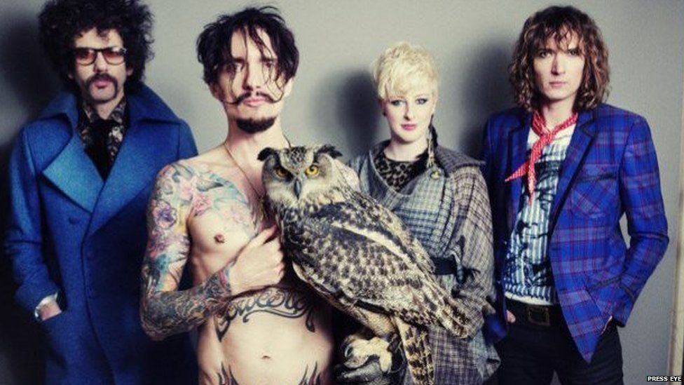 New drummer in The Darkness leaves band BBC News