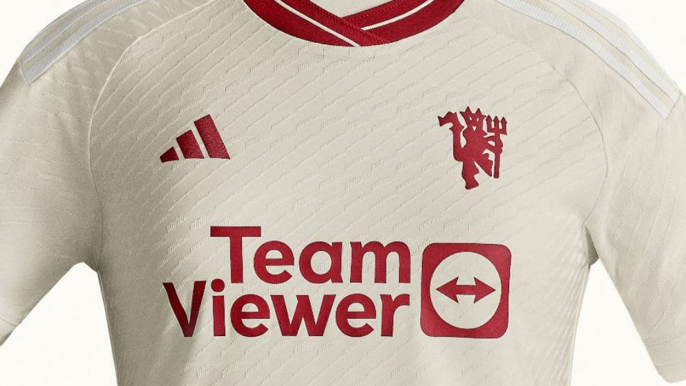 Manchester United release 'red devil' third kit - BBC Sport