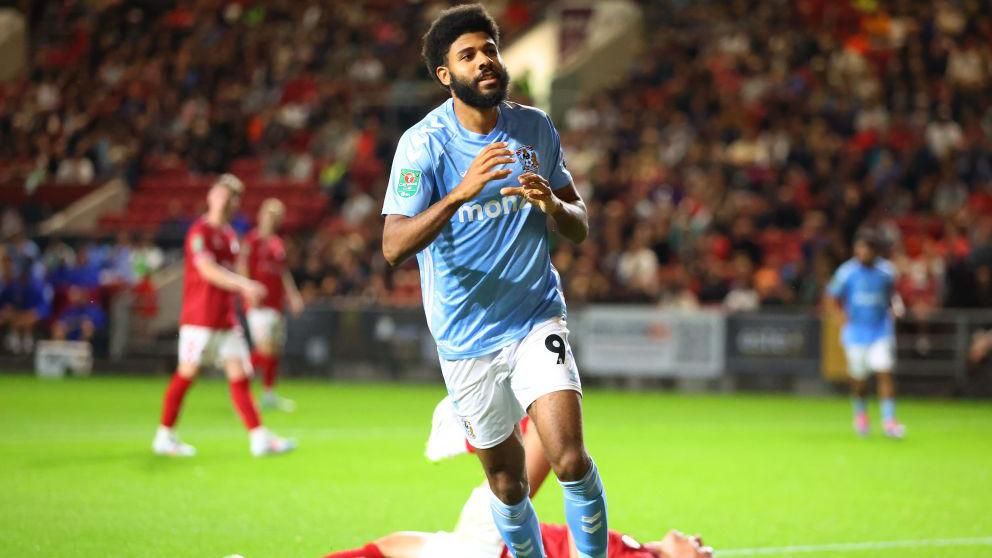 Ellis Simms celebrates after coming on as sub for Coventry City at Ashton Gate