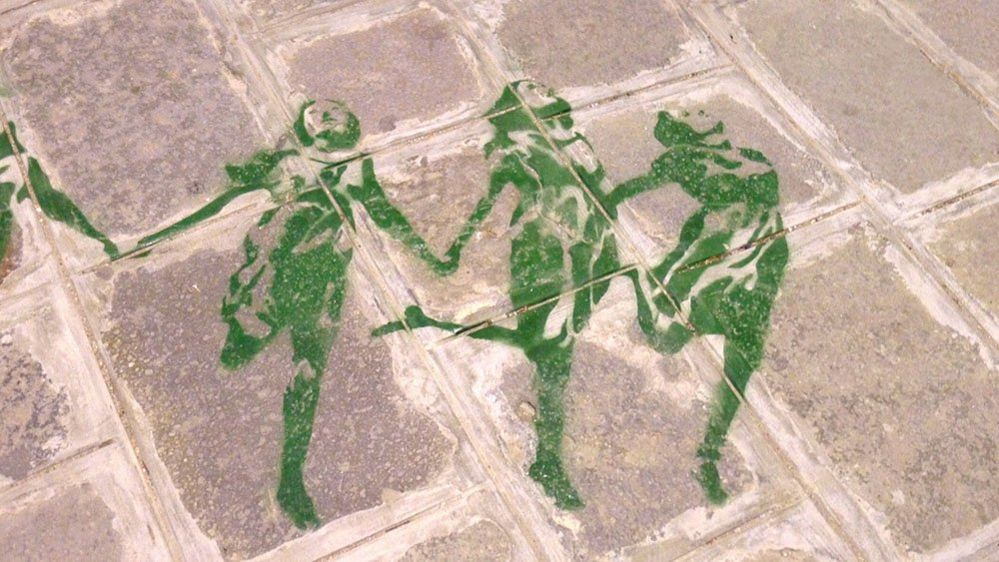 Figures painted on a pavement