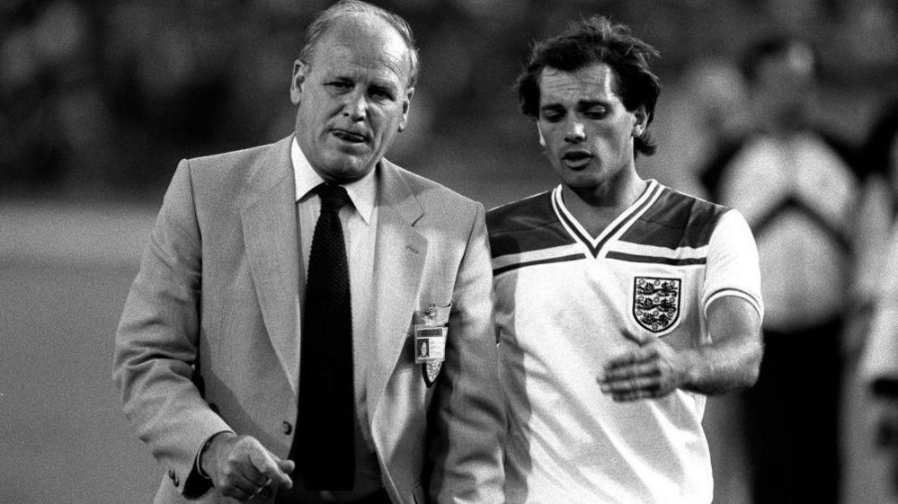 Ron Greenwood with Ray Wilkins in 1980