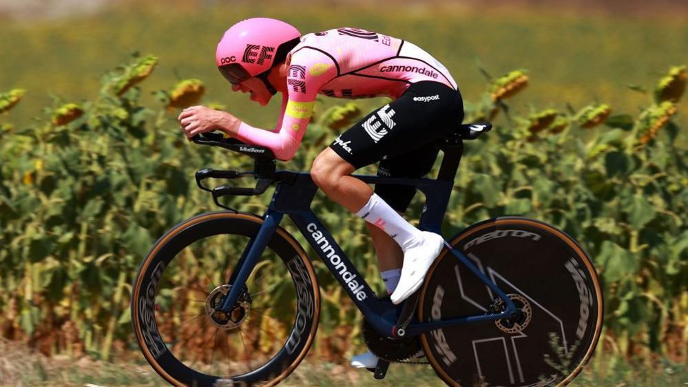 Darren Rafferty will ride for the EF Education-EasyPost in La Vuelta which starts in Lisbon on Saturday