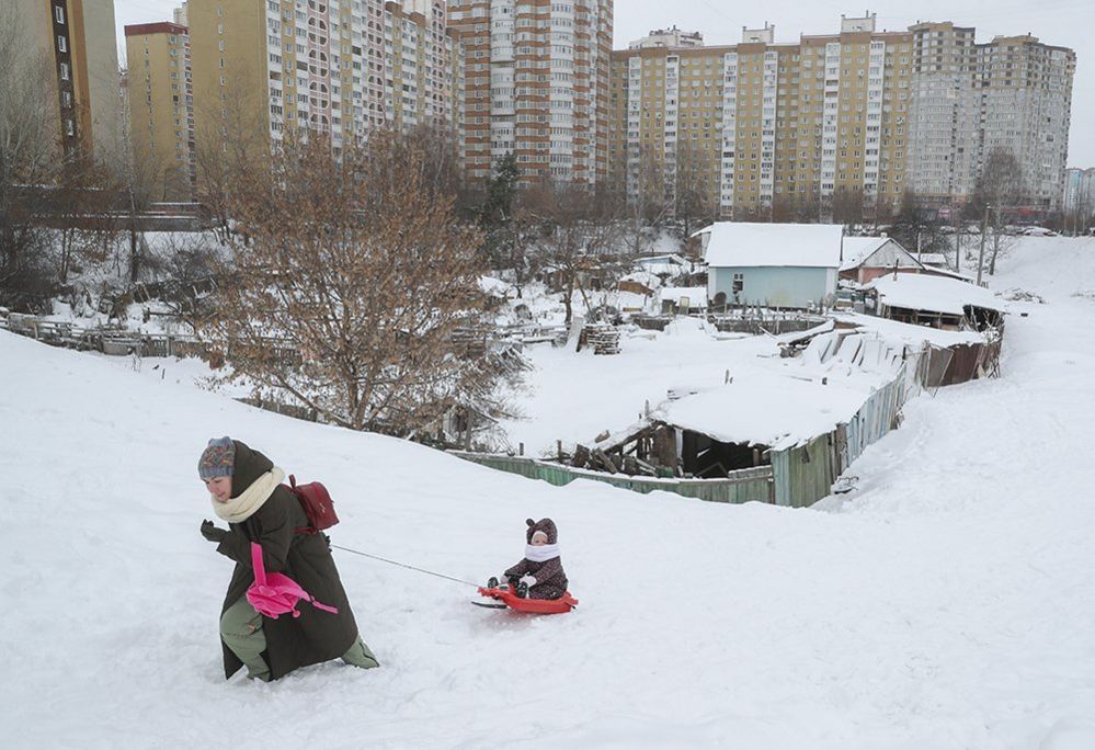 Woman and child in Kiev