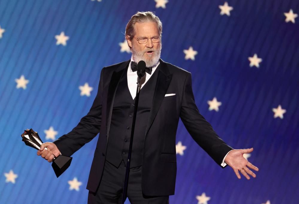 Actor Jeff Bridges accepts the Lifetime Achievement Award during the 28th annual Critics Choice Awards in Los Angeles, California