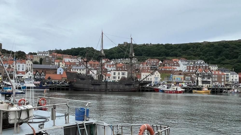 Galeón Andalucía in Scarborough Harbour