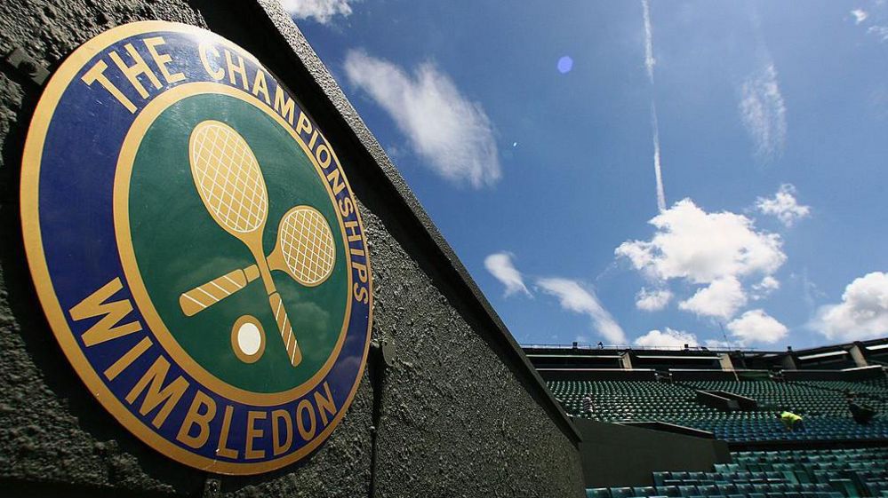 A crest for the Wimbledon tennis championships