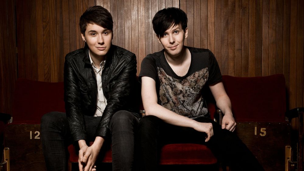 Dan and Phil to present Brit Awards 2015 red carpet - BBC Newsbeat