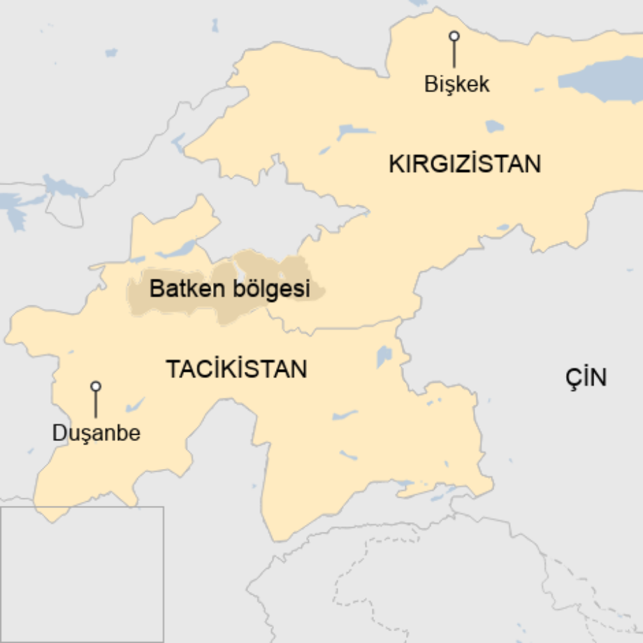 İki ülkenin  taş atma  kavgası geride yıkım bıraktı! 9