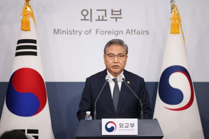 O ministro das Relações Exteriores da Coreia do Sul, Park Jin