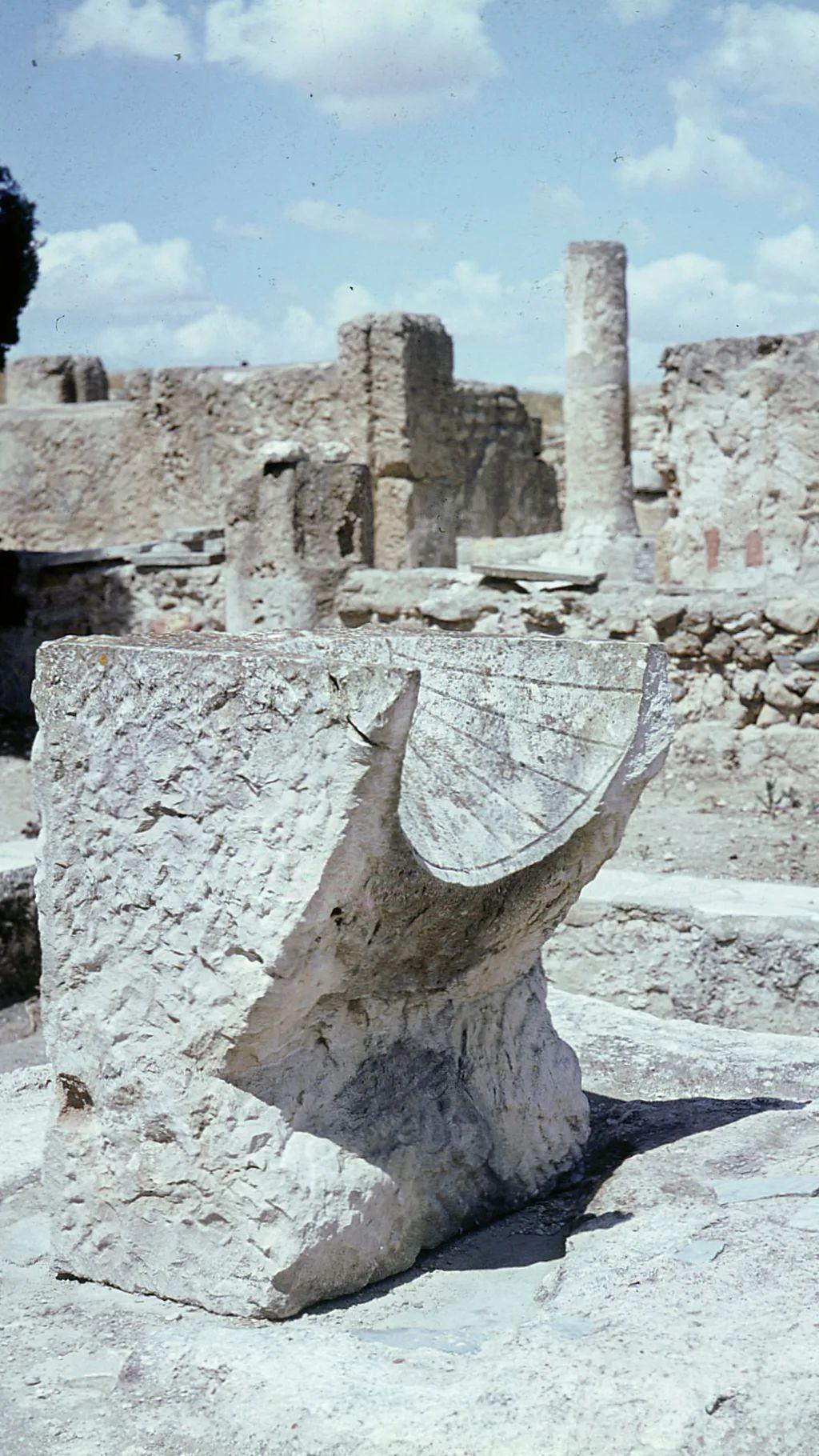 relógio de sol romano