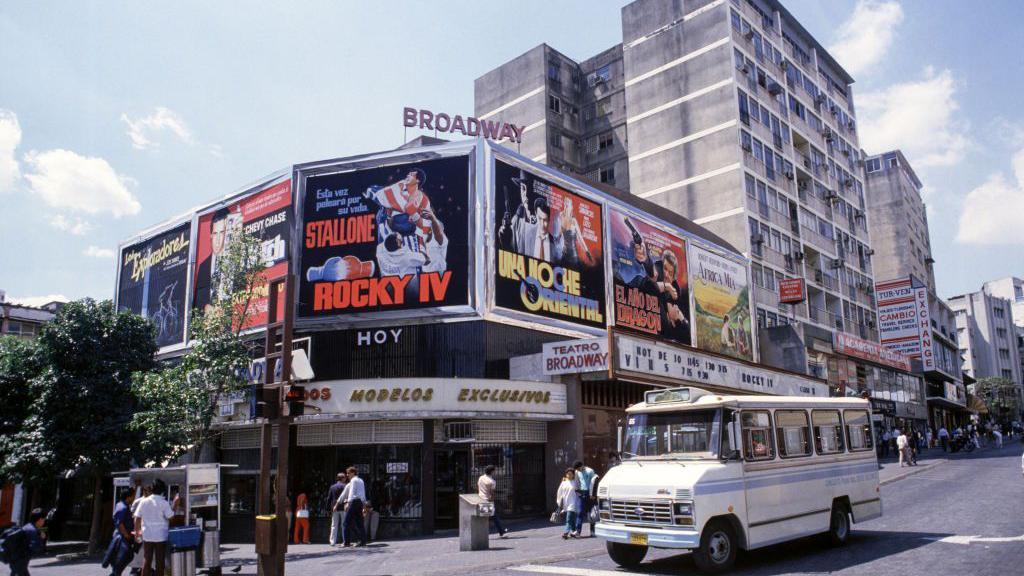 Imagen de un cine en Caracas en la década del 80. 