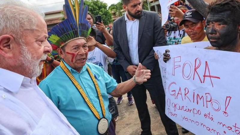 Lula na terra yanomami