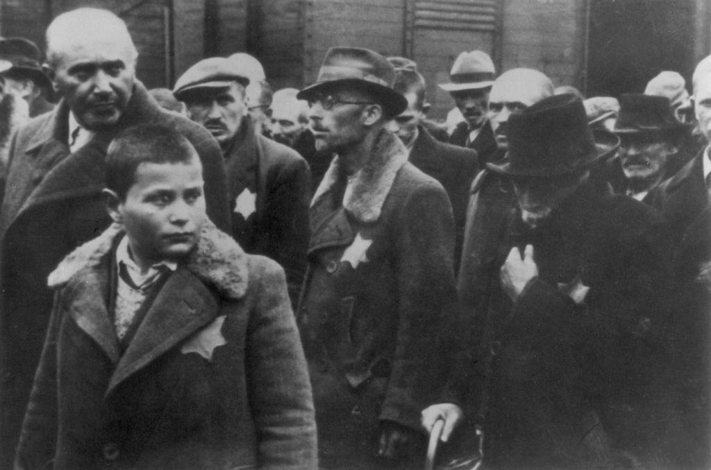 Prisioneros judíos en Auschwitz.