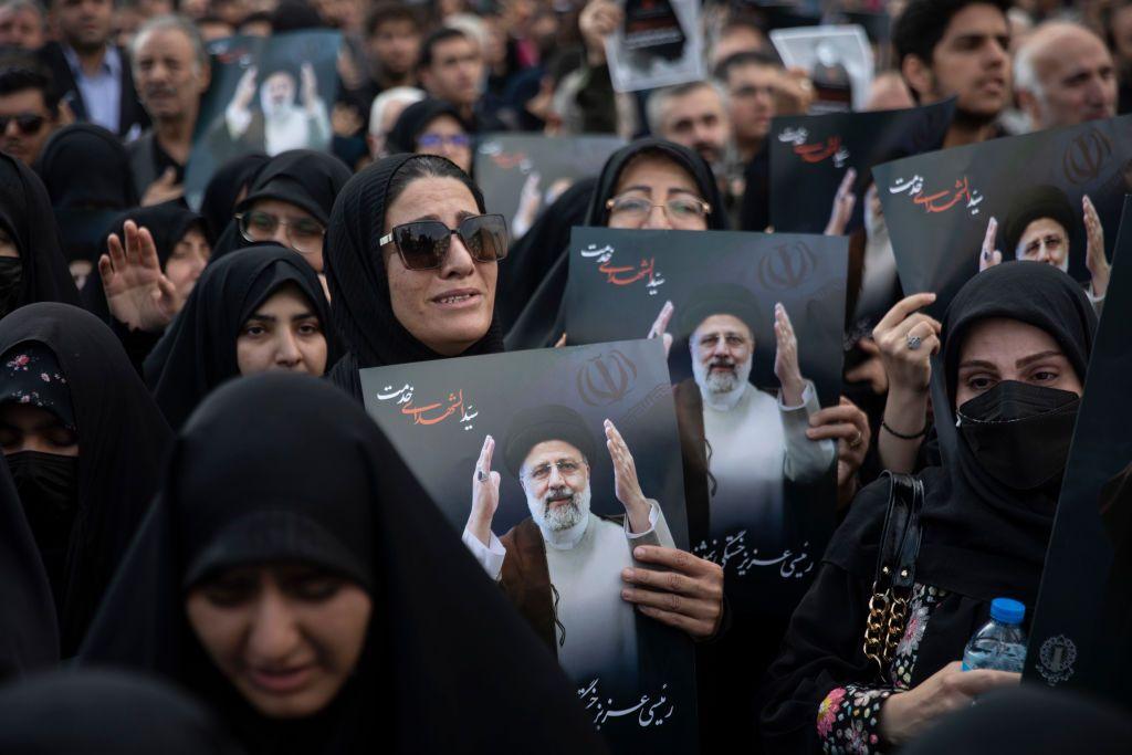 بدء مراسم تشييع جثامين الرئيس الإيراني ومرافقيه في مدينة تبريز