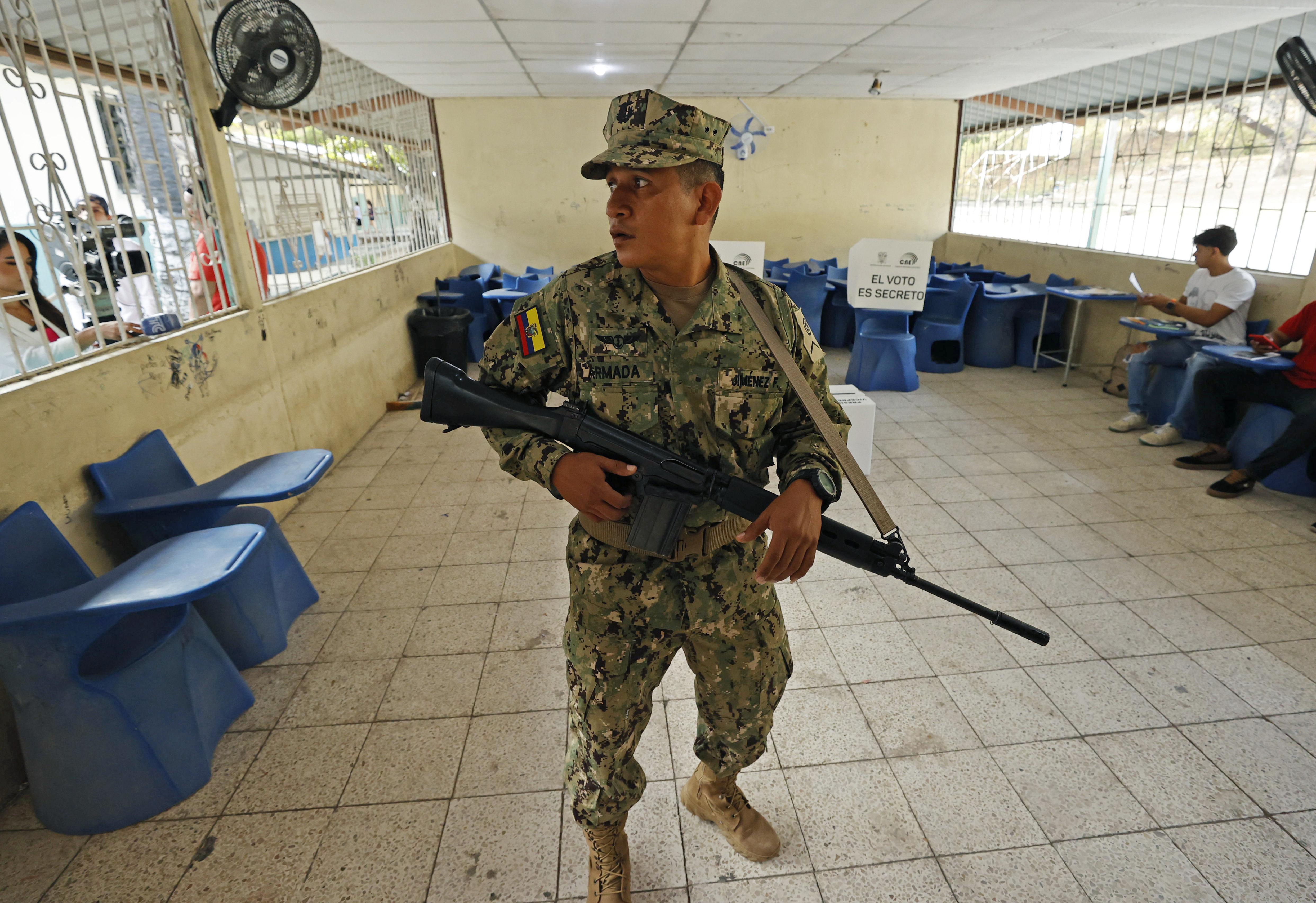 Militar