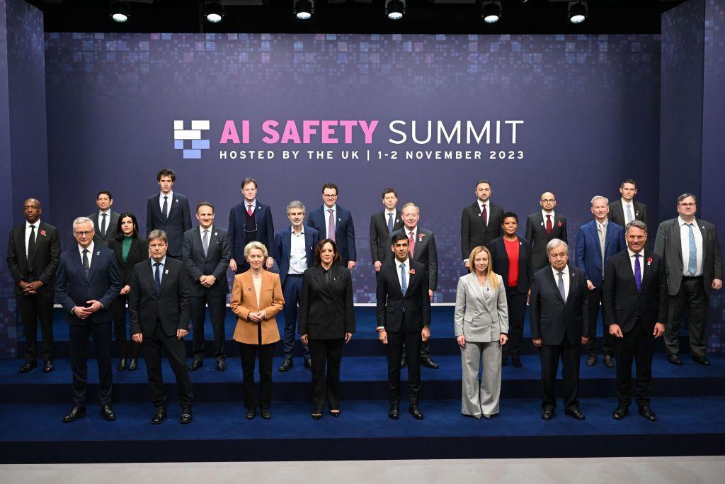 Cumbre en el Reino Unido sobre Inteligencia Artificial, 2 de noviembre 2023