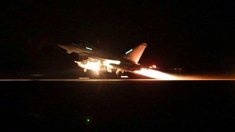 Avión de la Fuerza Aérea de Reino Unido durante las operaciones contra los hutíes.