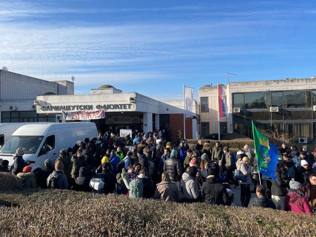 studenti, studentski protest, pešačenje do Kragujevca