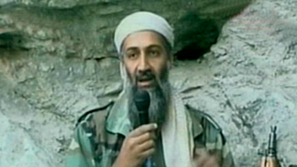 Se localiza a Bin Laden en un complejo ubicado a unos 1,5 km de una academia militar paquistaní.