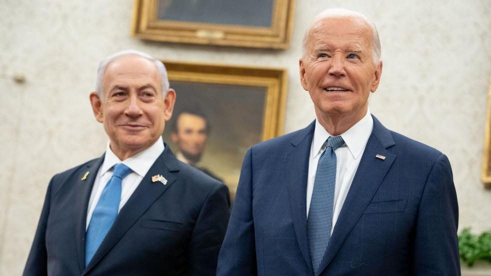 O primeiro-ministro israelense, Benjamin Netanyahu, com o presidente dos EUA, Joe Biden