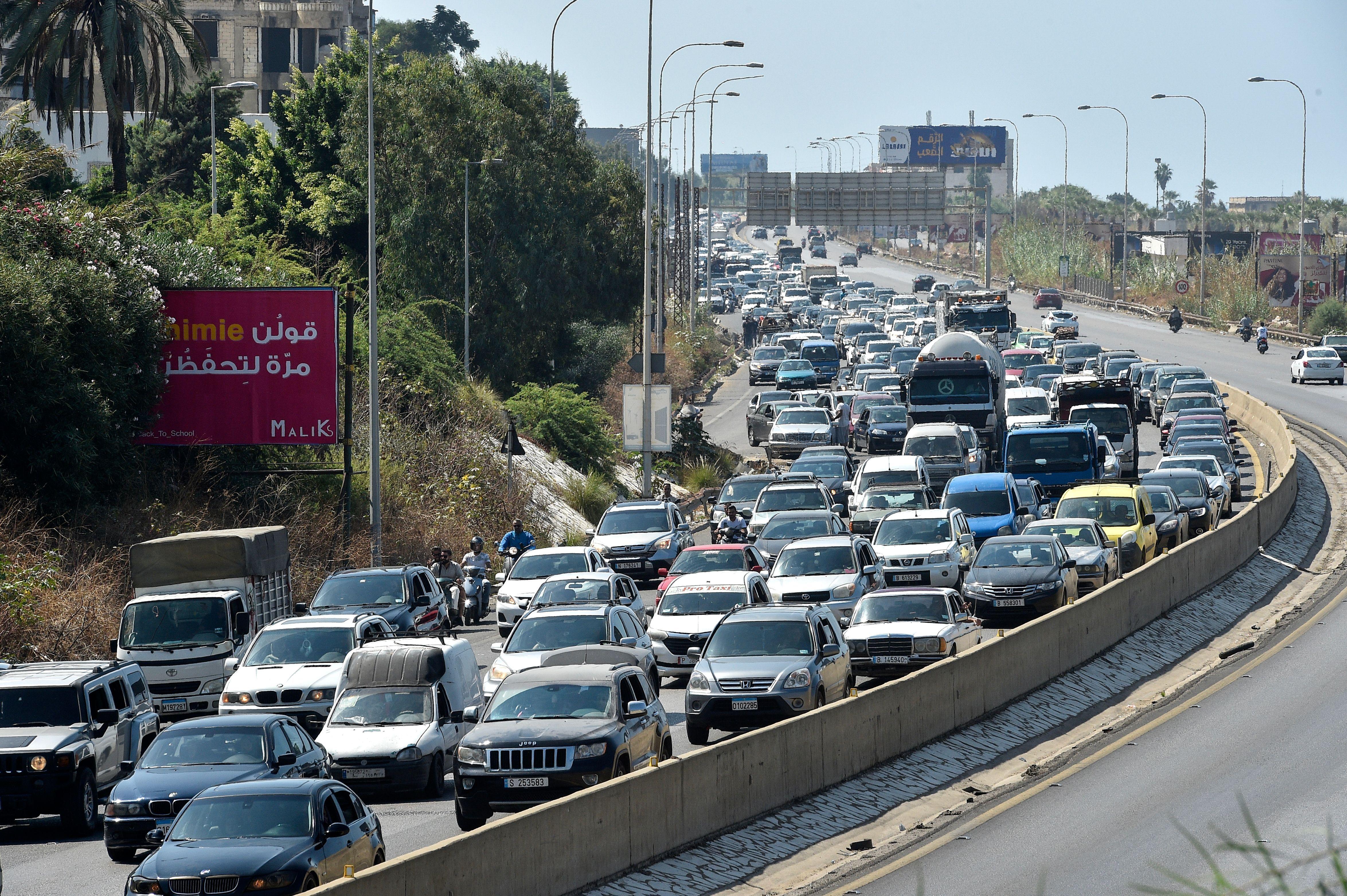 جنوبی لبنان سے ہزاروں شہریوں کا انخلا