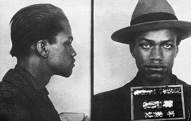 صورة لمالكولم ليتل، البالغ من العمر 18 عامًا، وقت القبض عليه عام 1944 بتهمة السرقة