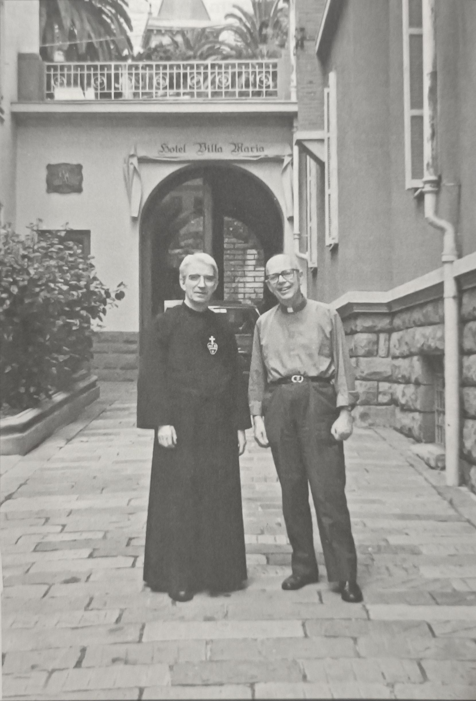 Padre Cândido Amantini e Padre Gabriele Amorth, exorcistas oficiais da diocese de Roma