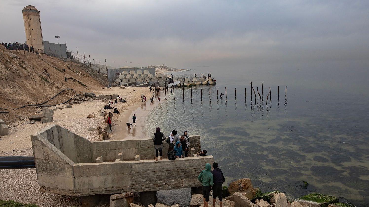 جانب من شاطئ غزة