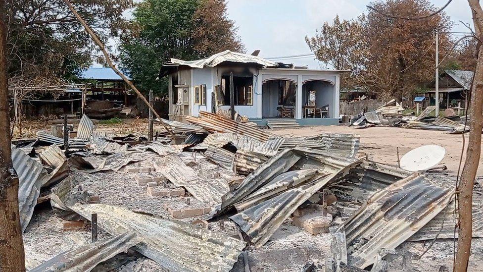 Bo Kyar Line’nin köylerinden geriye az şey kaldı