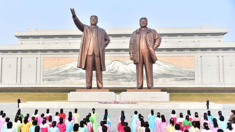 한국 내 혼란스러운 상황을 이용한 북한의 정치투쟁은 역사적으로도 깊은 사실이다