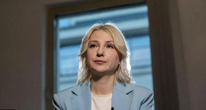 Mantan jurnalis TV dan anggota parlemen daerah Yekaterina Duntsova